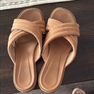 Reef Women's Tan Slide Sandals